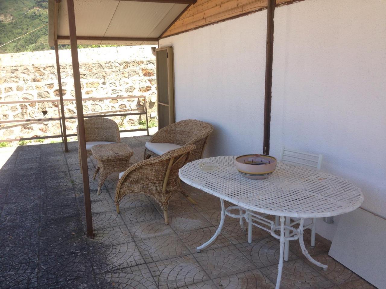 B&B Villa Chianalea ชิลลา ภายนอก รูปภาพ